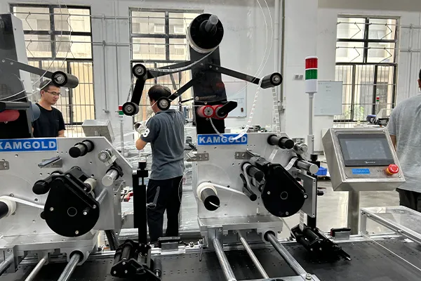 Cabeçote para rotulagem