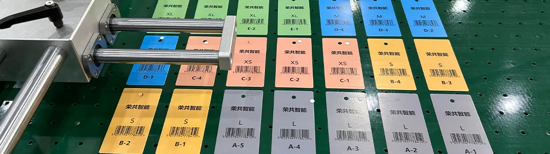 Máquina de corte e vinco plana